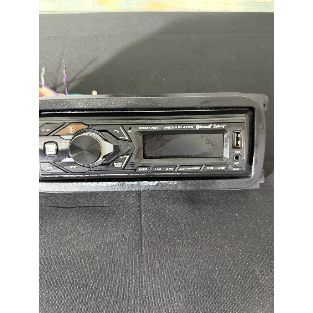 Dual XDM17BT Media Player Single DIN Black Excellent Bluetooth‎ USB iPlug Metra